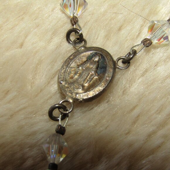 Vintage sterling silver and aurora borealis glass crystal rosary - Picture 4 of 9